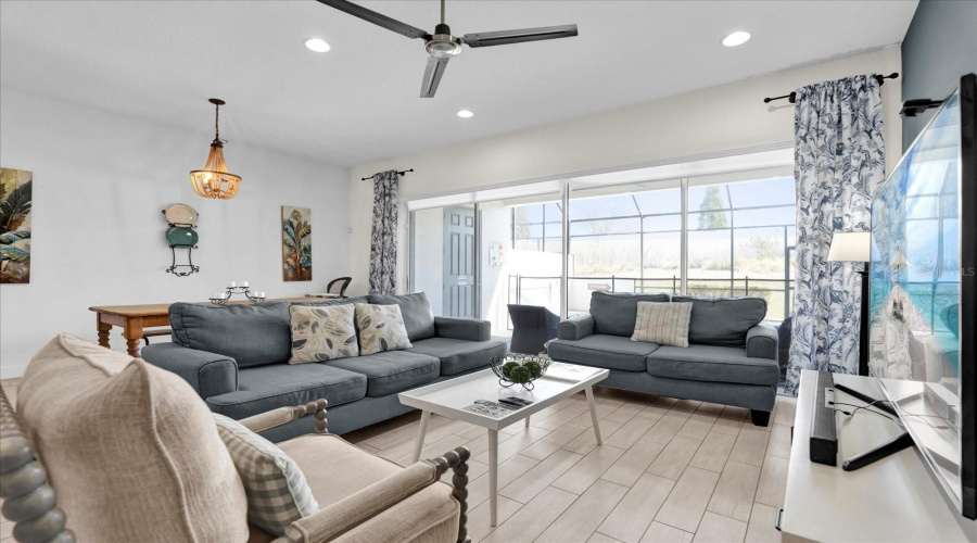 DAVENPORT, Florida 33896, 4 Bedrooms Bedrooms, ,4 BathroomsBathrooms,Residential,For Sale,CAPTIVA,0,MFRO6286816