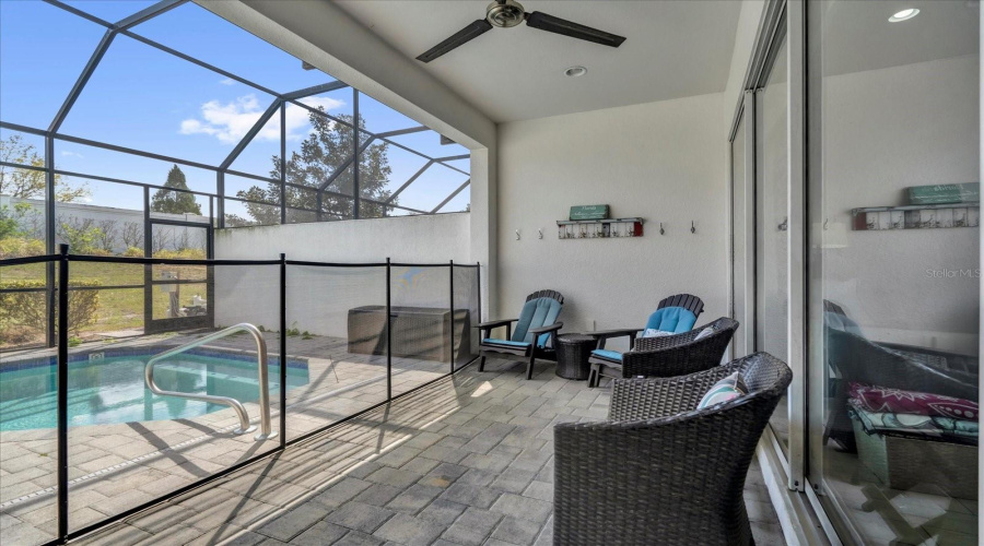 DAVENPORT, Florida 33896, 4 Bedrooms Bedrooms, ,4 BathroomsBathrooms,Residential,For Sale,CAPTIVA,0,MFRO6286816
