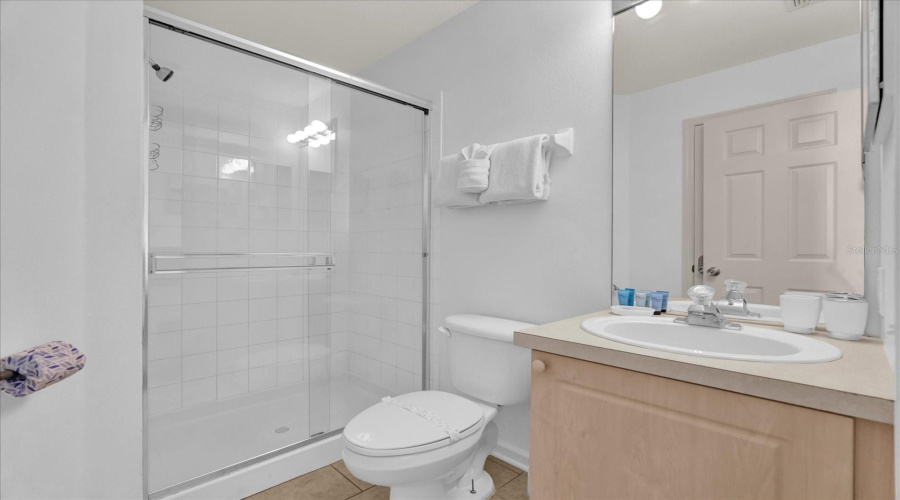 KISSIMMEE, Florida 34747, 4 Bedrooms Bedrooms, ,3 BathroomsBathrooms,Residential,For Sale,FAN PALM,MFRO6287066