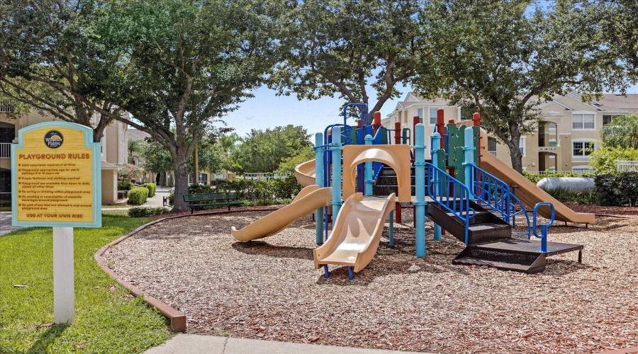 KISSIMMEE, Florida 34747, 4 Bedrooms Bedrooms, ,3 BathroomsBathrooms,Residential,For Sale,FAN PALM,MFRO6287066