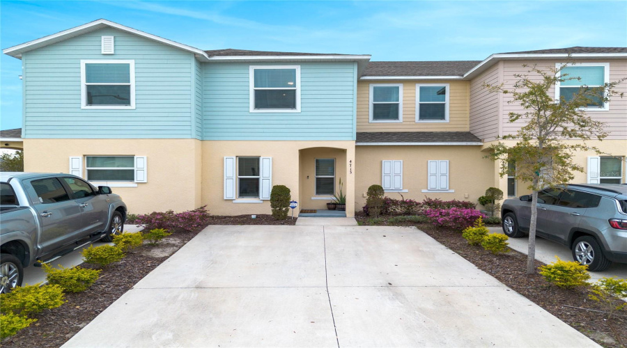 KISSIMMEE, Florida 34746, 3 Bedrooms Bedrooms, ,2 BathroomsBathrooms,Residential,For Sale,CORAL CASTLE,0,MFRO6286631