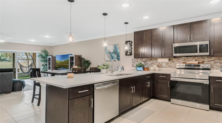 KISSIMMEE, Florida 34746, 3 Bedrooms Bedrooms, ,2 BathroomsBathrooms,Residential,For Sale,CORAL CASTLE,0,MFRO6286631