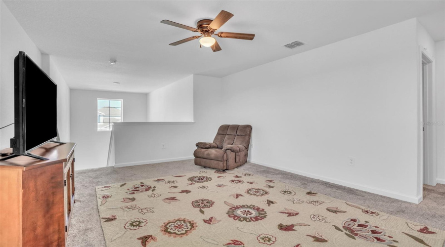 DAVENPORT, Florida 33837, 5 Bedrooms Bedrooms, ,2 BathroomsBathrooms,Residential,For Sale,DARING,0,MFRO6287071