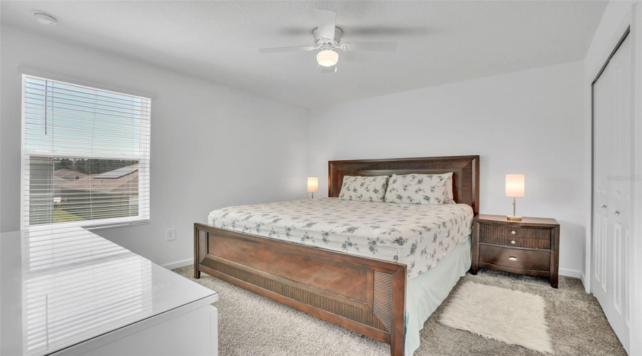 DAVENPORT, Florida 33837, 5 Bedrooms Bedrooms, ,2 BathroomsBathrooms,Residential,For Sale,DARING,0,MFRO6287071