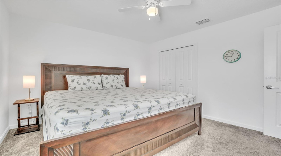 DAVENPORT, Florida 33837, 5 Bedrooms Bedrooms, ,2 BathroomsBathrooms,Residential,For Sale,DARING,0,MFRO6287071