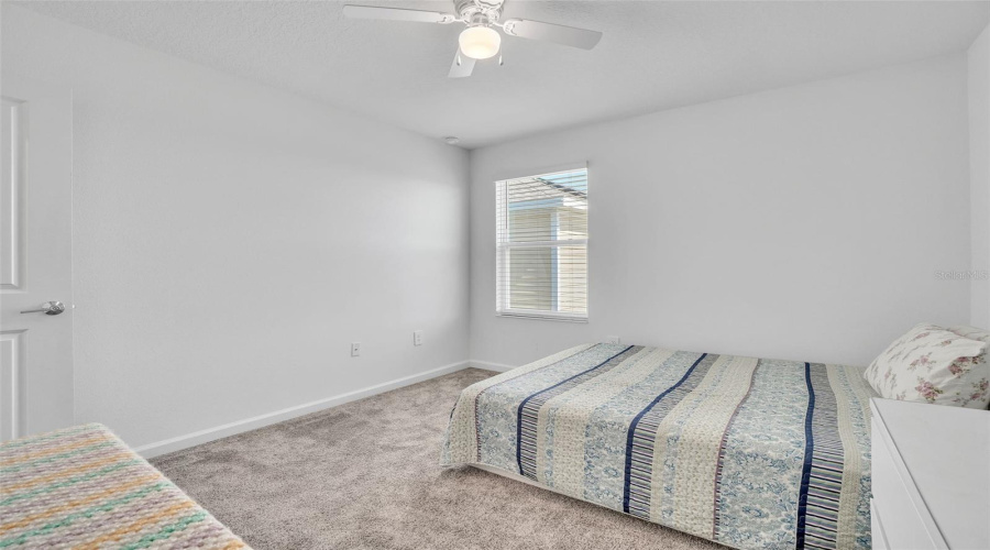 DAVENPORT, Florida 33837, 5 Bedrooms Bedrooms, ,2 BathroomsBathrooms,Residential,For Sale,DARING,0,MFRO6287071