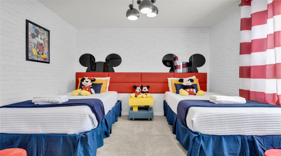 KISSIMMEE, Florida 34747, 5 Bedrooms Bedrooms, ,4 BathroomsBathrooms,Residential,For Sale,SYDNEY,0,MFRO6287502
