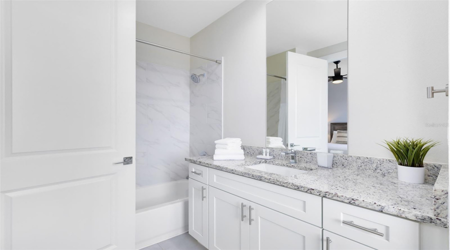 KISSIMMEE, Florida 34747, 3 Bedrooms Bedrooms, ,3 BathroomsBathrooms,Residential,For Sale,SUNFLOWER,0,MFRO6283841