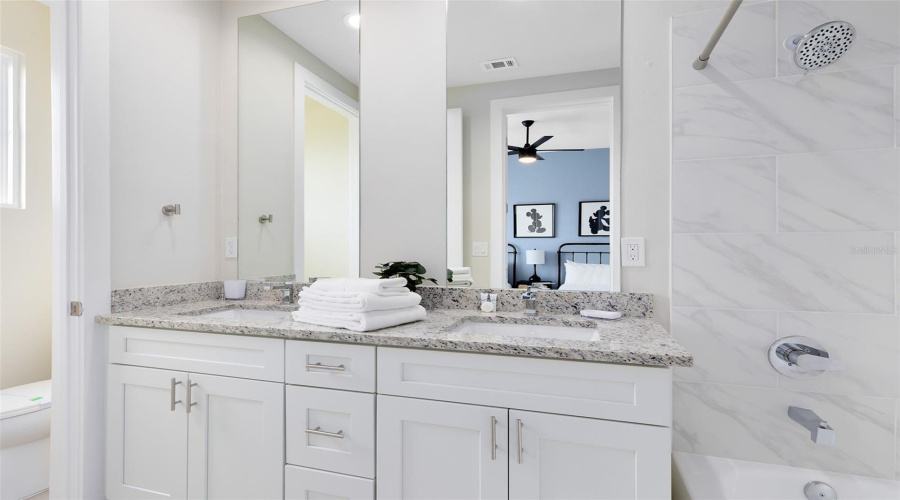 KISSIMMEE, Florida 34747, 3 Bedrooms Bedrooms, ,3 BathroomsBathrooms,Residential,For Sale,SUNFLOWER,0,MFRO6283841
