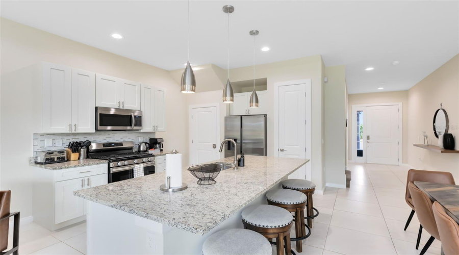 KISSIMMEE, Florida 34747, 3 Bedrooms Bedrooms, ,3 BathroomsBathrooms,Residential,For Sale,SUNFLOWER,0,MFRO6283841