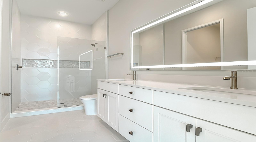 KISSIMMEE, Florida 34747, 7 Bedrooms Bedrooms, ,7 BathroomsBathrooms,Residential,For Sale,JACK NICKLAUS,0,MFRO6278502