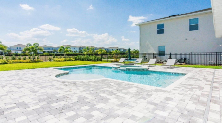KISSIMMEE, Florida 34747, 5 Bedrooms Bedrooms, ,5 BathroomsBathrooms,Residential,For Sale,AUBURN,0,MFRO6287455