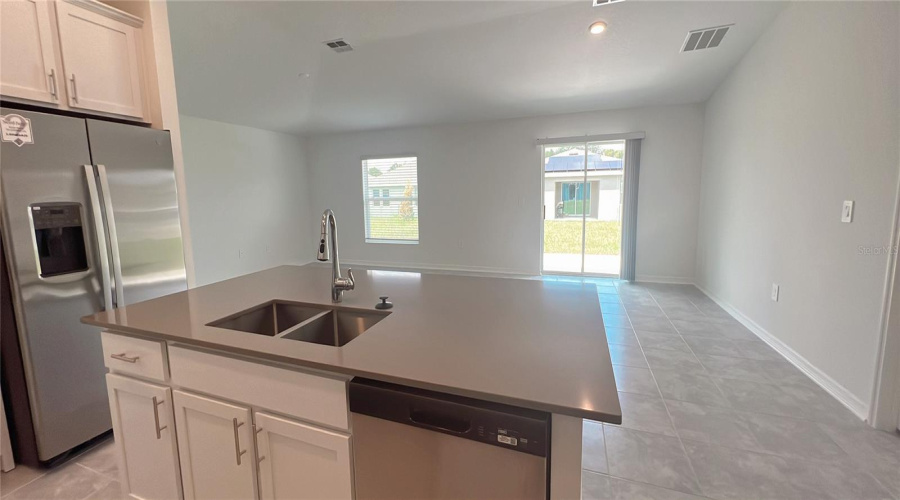 Kissimmee, Florida 34746, 3 Bedrooms Bedrooms, ,2 Bathroomsbathrooms,Residential,For Sale,Turtle Dove,Mfro6262355