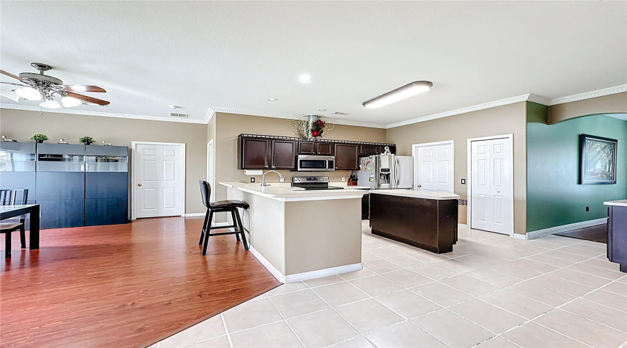 KISSIMMEE, Florida 34746, 4 Bedrooms Bedrooms, ,3 BathroomsBathrooms,Residential,For Sale,WINDING,0,MFRS5122119