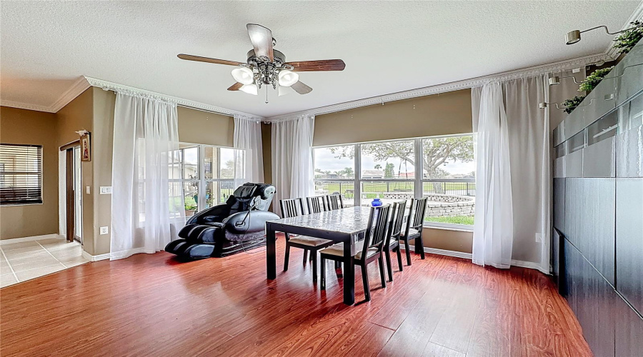 KISSIMMEE, Florida 34746, 4 Bedrooms Bedrooms, ,3 BathroomsBathrooms,Residential,For Sale,WINDING,0,MFRS5122119