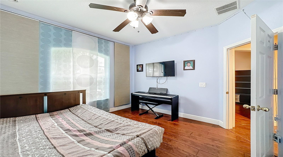 KISSIMMEE, Florida 34746, 4 Bedrooms Bedrooms, ,3 BathroomsBathrooms,Residential,For Sale,WINDING,0,MFRS5122119