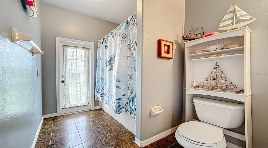 KISSIMMEE, Florida 34746, 4 Bedrooms Bedrooms, ,3 BathroomsBathrooms,Residential,For Sale,WINDING,0,MFRS5122119