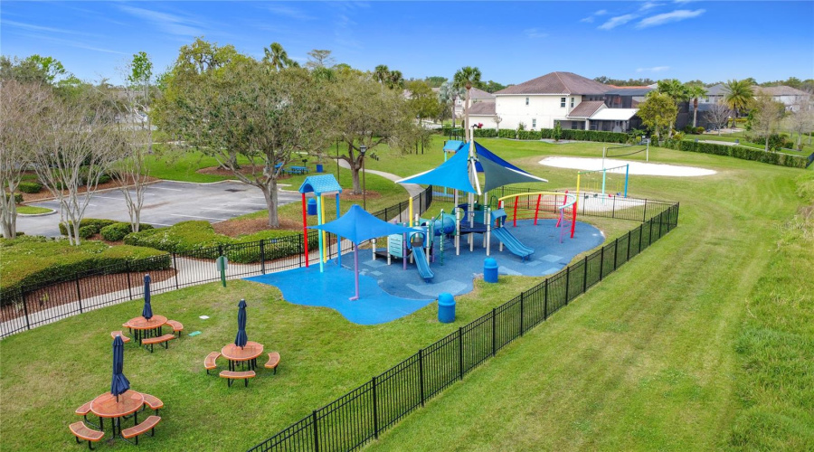 KISSIMMEE, Florida 34746, 4 Bedrooms Bedrooms, ,3 BathroomsBathrooms,Residential,For Sale,WINDING,0,MFRS5122119