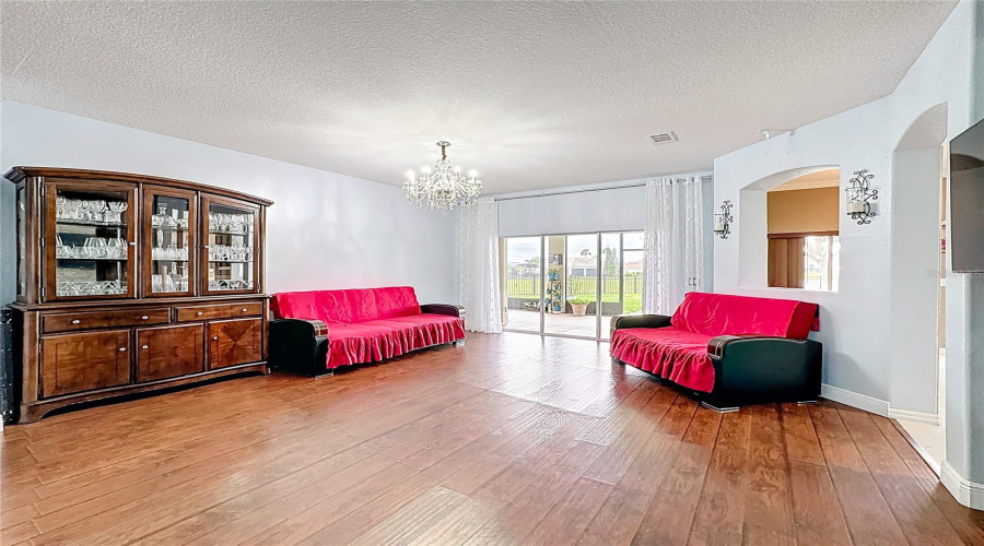KISSIMMEE, Florida 34746, 4 Bedrooms Bedrooms, ,3 BathroomsBathrooms,Residential,For Sale,WINDING,0,MFRS5122119