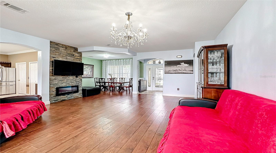 KISSIMMEE, Florida 34746, 4 Bedrooms Bedrooms, ,3 BathroomsBathrooms,Residential,For Sale,WINDING,0,MFRS5122119