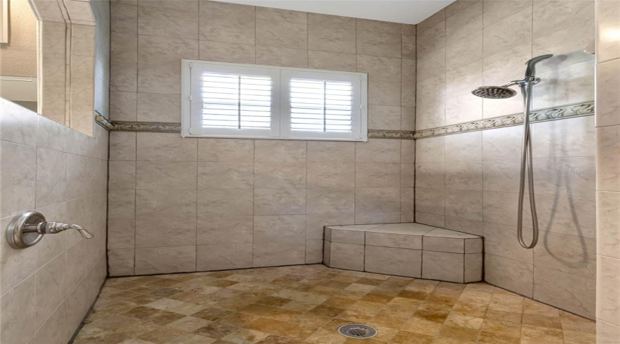 Large Shower With Built In Seat