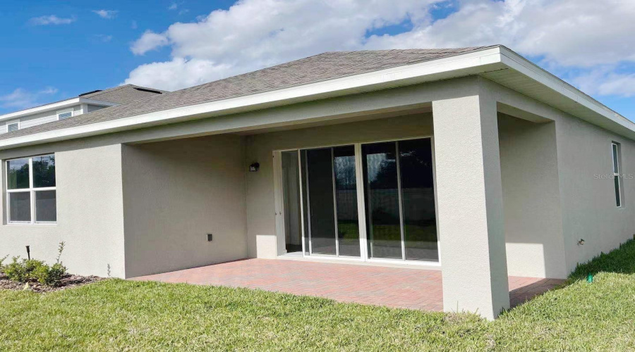 Davenport, Florida 33837, 4 Bedrooms Bedrooms, ,3 Bathroomsbathrooms,Residential,For Sale,Hendon,Mfro6287916