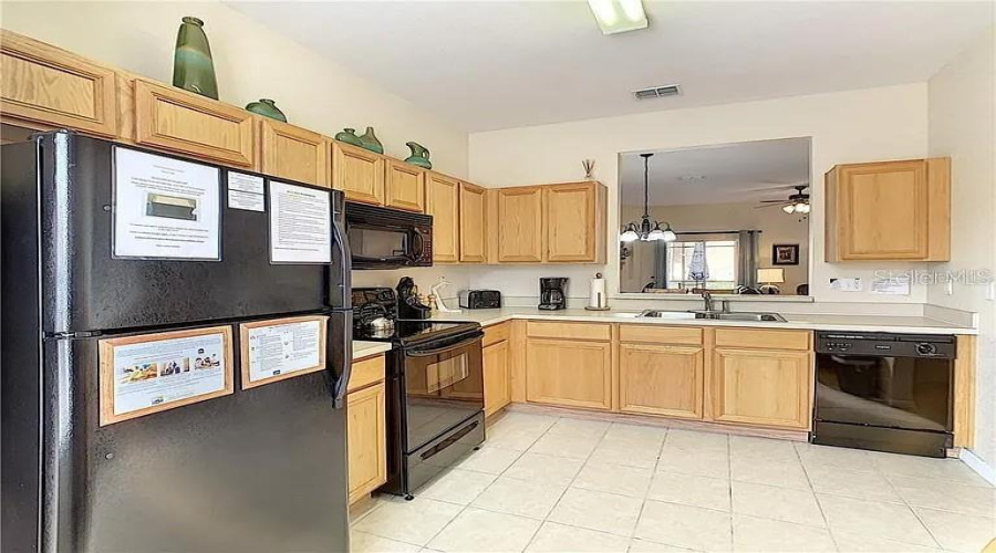 Kissimmee, Florida 34746, 3 Bedrooms Bedrooms, ,2 Bathroomsbathrooms,Residential,For Sale,Bushman,Mfro6287793