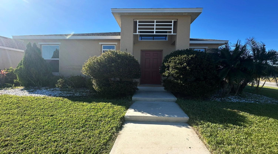 Kissimmee, Florida 34746, 3 Bedrooms Bedrooms, ,2 Bathroomsbathrooms,Residential,For Sale,Rocky River,Mfrs5122243