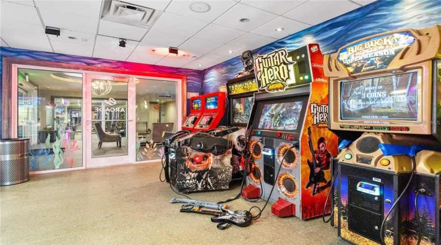 KISSIMMEE, Florida 34747, 6 Bedrooms Bedrooms, ,6 BathroomsBathrooms,Residential,For Sale,SOUTHFIELD,0,MFRS5122141