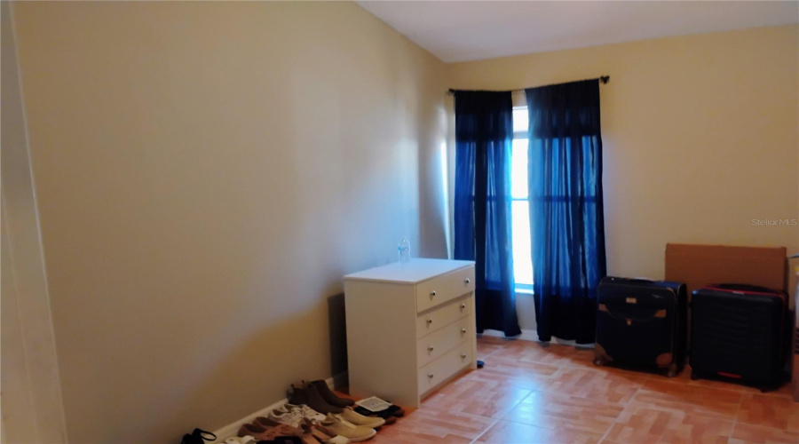 DAVENPORT, Florida 33837, 4 Bedrooms Bedrooms, ,2 BathroomsBathrooms,Residential,For Sale,SIR PHILLIPS,0,MFRS5121487