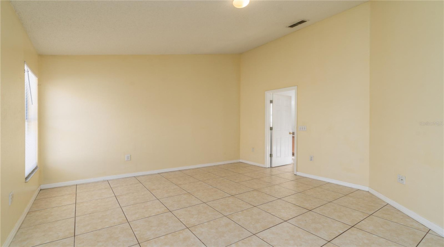 Davenport, Florida 33897, 3 Bedrooms Bedrooms, ,2 Bathroomsbathrooms,Residential,For Sale,Sonja,Mfrp4933143