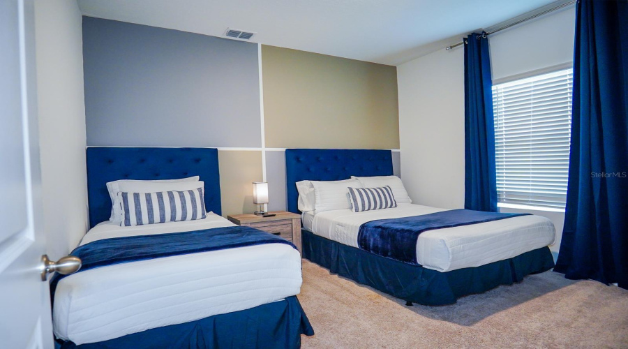 DAVENPORT, Florida 33896, 4 Bedrooms Bedrooms, ,2 BathroomsBathrooms,Residential,For Sale,DERWENT,0,MFRS5122120