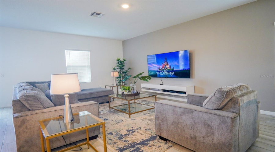 DAVENPORT, Florida 33896, 4 Bedrooms Bedrooms, ,2 BathroomsBathrooms,Residential,For Sale,DERWENT,0,MFRS5122120