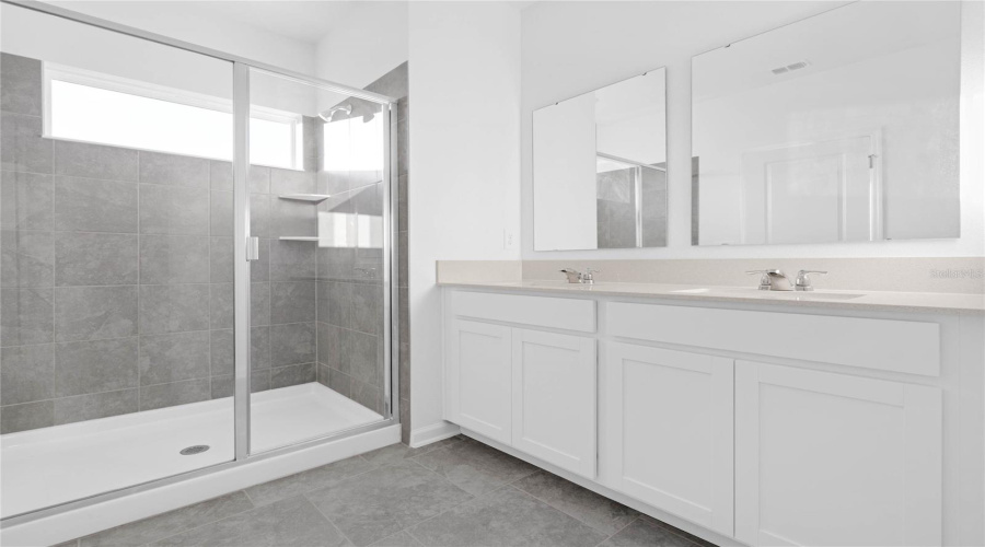 DAVENPORT, Florida 33837, 3 Bedrooms Bedrooms, ,2 BathroomsBathrooms,Residential,For Sale,PIERR,0,MFRO6287865
