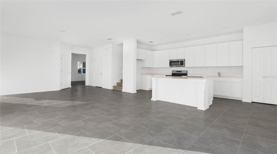 DAVENPORT, Florida 33837, 3 Bedrooms Bedrooms, ,2 BathroomsBathrooms,Residential,For Sale,PIERR,0,MFRO6287865