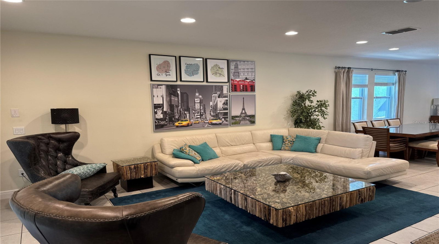 KISSIMMEE, Florida 34747, 6 Bedrooms Bedrooms, ,6 BathroomsBathrooms,Residential,For Sale,BROOKHURST,0,MFRO6288210