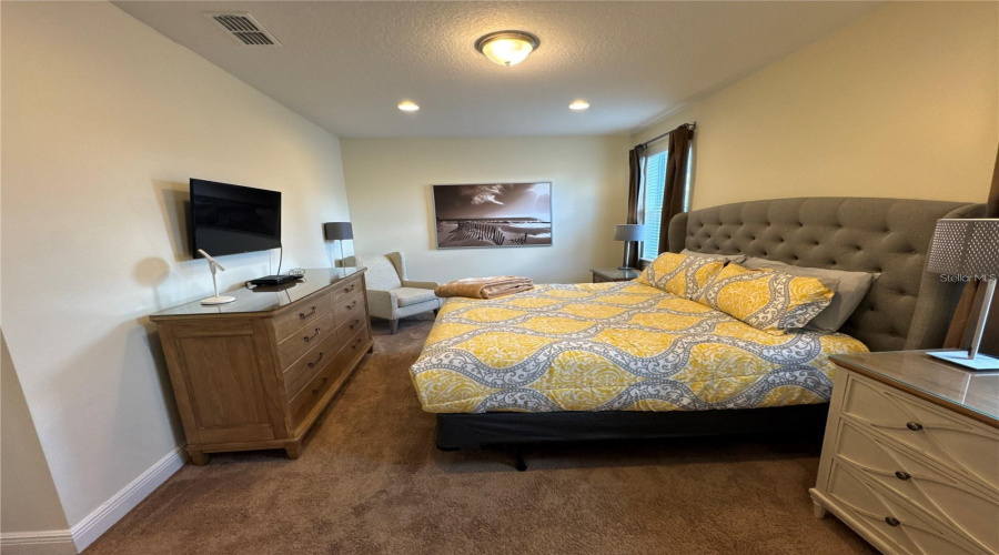 KISSIMMEE, Florida 34747, 6 Bedrooms Bedrooms, ,6 BathroomsBathrooms,Residential,For Sale,BROOKHURST,0,MFRO6288210