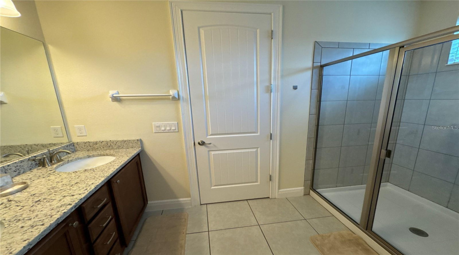 KISSIMMEE, Florida 34747, 6 Bedrooms Bedrooms, ,6 BathroomsBathrooms,Residential,For Sale,BROOKHURST,0,MFRO6288210