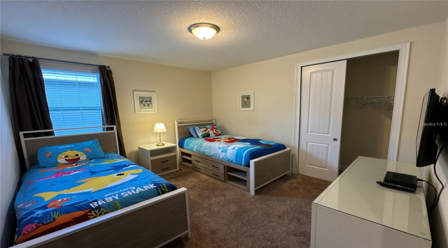 KISSIMMEE, Florida 34747, 6 Bedrooms Bedrooms, ,6 BathroomsBathrooms,Residential,For Sale,BROOKHURST,0,MFRO6288210