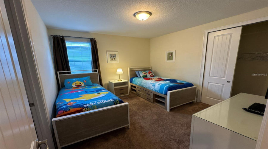 KISSIMMEE, Florida 34747, 6 Bedrooms Bedrooms, ,6 BathroomsBathrooms,Residential,For Sale,BROOKHURST,0,MFRO6288210
