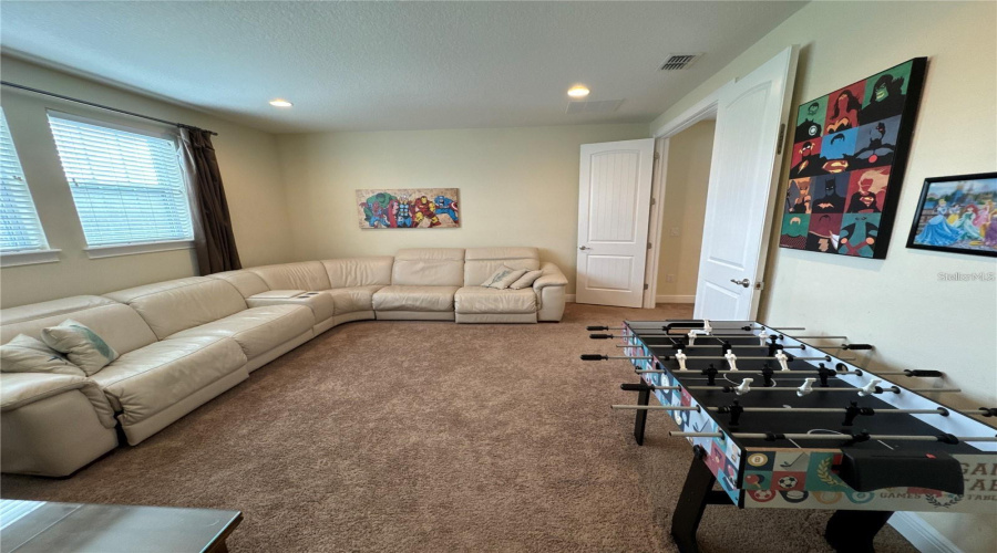KISSIMMEE, Florida 34747, 6 Bedrooms Bedrooms, ,6 BathroomsBathrooms,Residential,For Sale,BROOKHURST,0,MFRO6288210