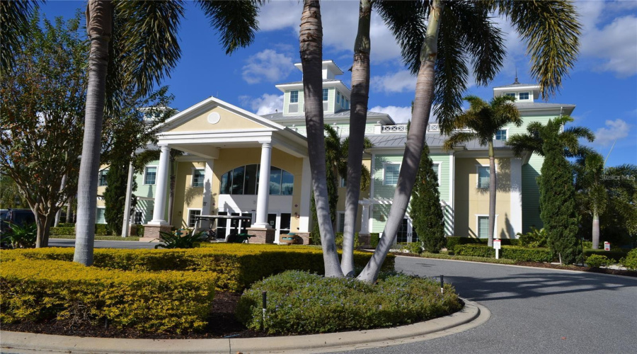 KISSIMMEE, Florida 34747, 6 Bedrooms Bedrooms, ,6 BathroomsBathrooms,Residential,For Sale,BROOKHURST,0,MFRO6288210