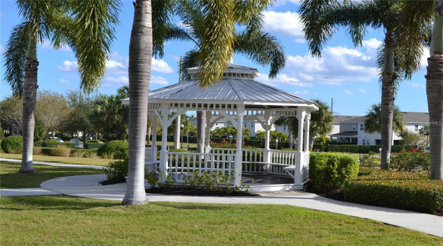 KISSIMMEE, Florida 34747, 6 Bedrooms Bedrooms, ,6 BathroomsBathrooms,Residential,For Sale,BROOKHURST,0,MFRO6288210