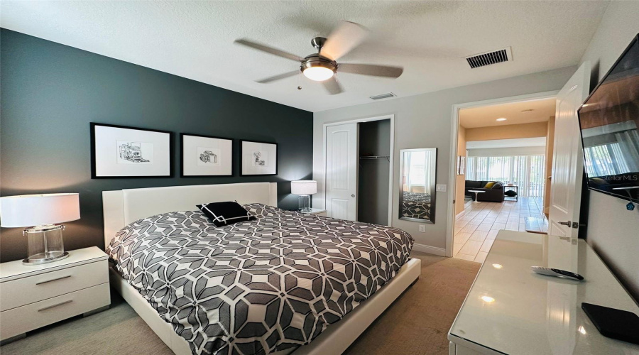 KISSIMMEE, Florida 34747, 5 Bedrooms Bedrooms, ,4 BathroomsBathrooms,Residential,For Sale,GRABEN,0,MFRO6288260