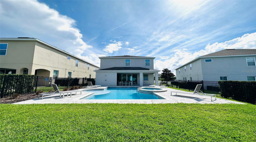 KISSIMMEE, Florida 34747, 5 Bedrooms Bedrooms, ,4 BathroomsBathrooms,Residential,For Sale,GRABEN,0,MFRO6288260