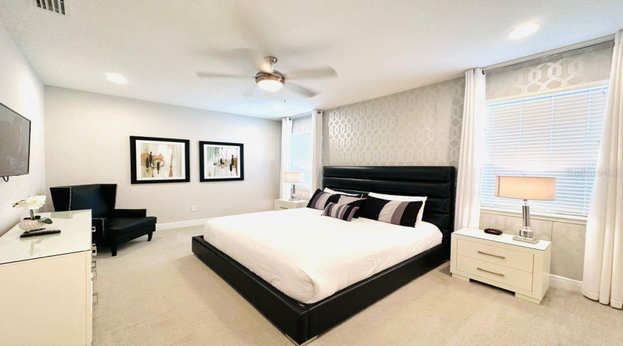 KISSIMMEE, Florida 34747, 5 Bedrooms Bedrooms, ,4 BathroomsBathrooms,Residential,For Sale,GRABEN,0,MFRO6288260