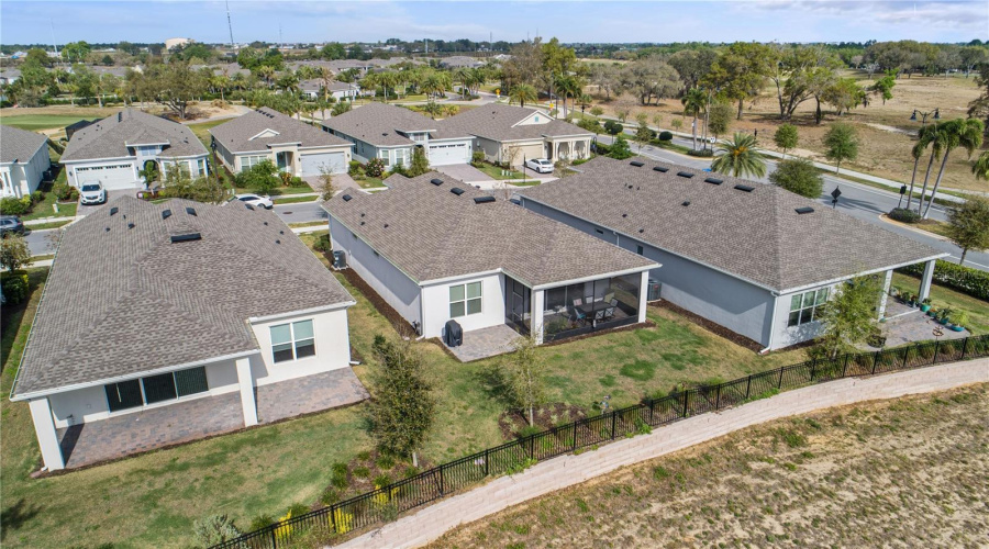 KISSIMMEE, Florida 34747, 2 Bedrooms Bedrooms, ,2 BathroomsBathrooms,Residential,For Sale,FLORA PASS,0,MFRO6288270