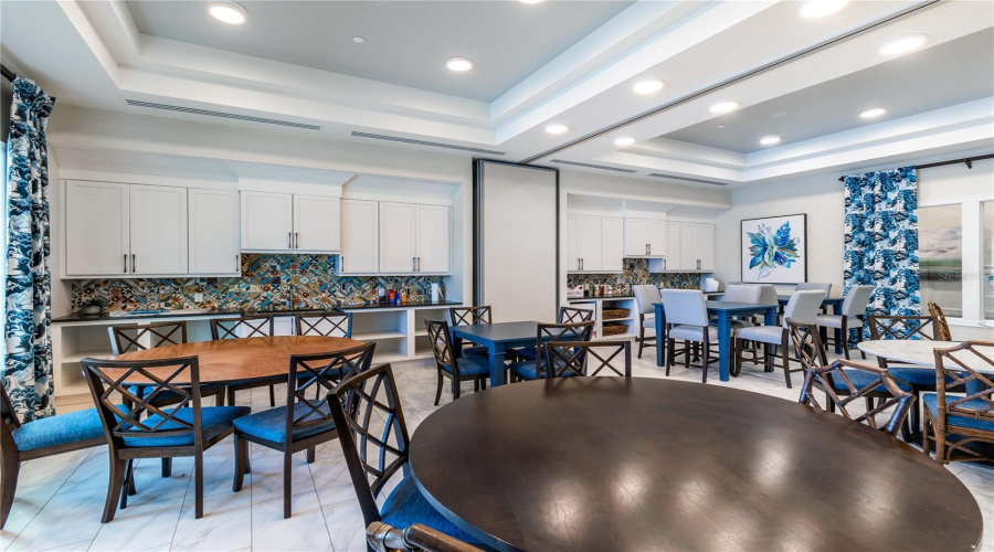 KISSIMMEE, Florida 34747, 2 Bedrooms Bedrooms, ,2 BathroomsBathrooms,Residential,For Sale,FLORA PASS,0,MFRO6288270