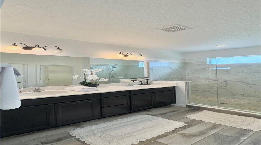 DAVENPORT, Florida 33897, 4 Bedrooms Bedrooms, ,3 BathroomsBathrooms,Residential,For Sale,TRINITY RIDGE,0,MFRO6159251