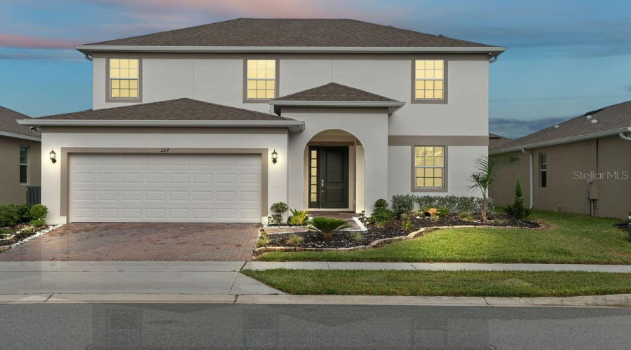 DAVENPORT, Florida 33897, 4 Bedrooms Bedrooms, ,3 BathroomsBathrooms,Residential,For Sale,TRINITY RIDGE,0,MFRO6159251